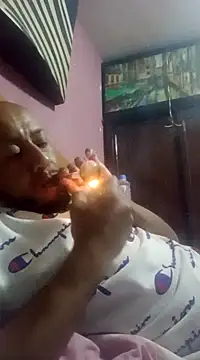 Snapshot of pineda1689 chatting on 12-14-24, 11:45 pineda1689 online show from 12-14-24, 11:45