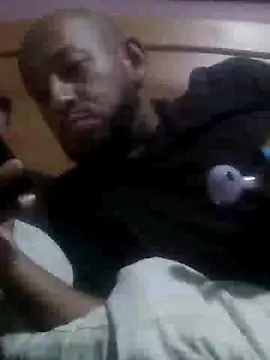 Snapshot of pineda1689 chatting on 12-17-24, 03:49 pineda1689 online show from 12-17-24, 03:49