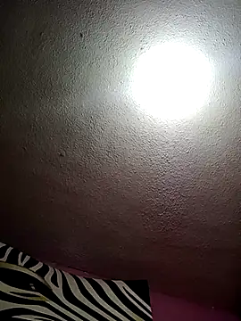 Snapshot of pineda1689 chatting on 02-18-25, 11:41 pineda1689 online show from 02-18-25, 11:41