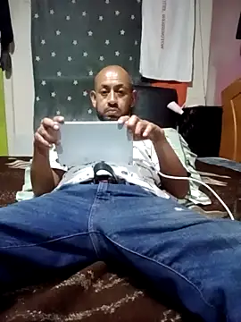 Snapshot of pineda1689 chatting on 03-02-25, 06:59 pineda1689 online show from 03-02-25, 06:59