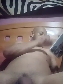 Snapshot of pineda1689 chatting on 09-28-25, 06:46 pineda1689 online show from 09-28-25, 06:46