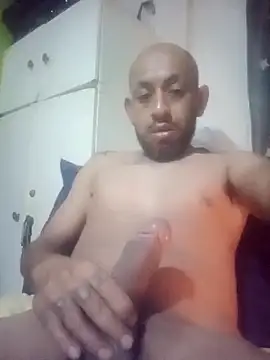 Snapshot of pineda1689 chatting on 10-06-25, 07:50 pineda1689 online show from 10-06-25, 07:50