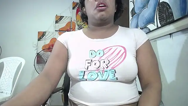 Snapshot of tsbigcock10incock chatting on 12-02-25, 07:36 tsbigcock10incock online show from 12-02-25, 07:36