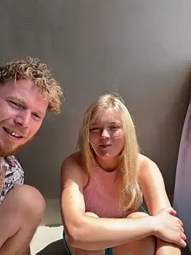 Snapshot of NickyGold_Official chatting on 06-04-26, 03:07 NickyGold Official online show from 06-04-26, 03:07