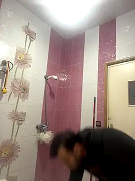 Snapshot of Jobay-zine chatting on 11-04-25, 03:33 Jobay-zine online show from 11-04-25, 03:33