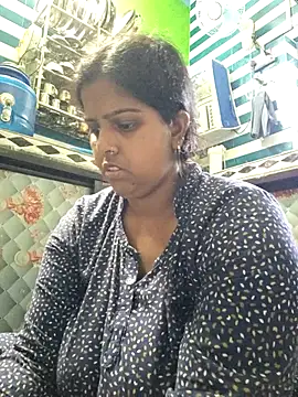 Beauty-queen online show from 03-10-25, 04:07