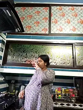 Beauty-queen online show from 03-23-25, 04:05