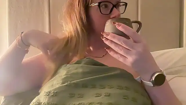 Snapshot of redheadrosie69 chatting on 11-07-25, 05:51 redheadrosie69 online show from 11-07-25, 05:51