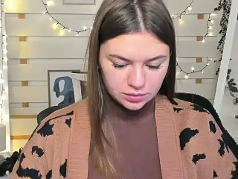 Josephine Kiss online show from 11-25-25, 01:00