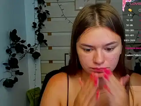 Snapshot of Josephine_Kiss chatting on 07-03-26, 10:43 Josephine Kiss online show from 07-03-26, 10:43