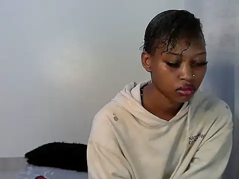 Snapshot of Sweet_Vinkah chatting on 04-07-26, 02:12 Sweet Vinkah online show from 04-07-26, 02:12