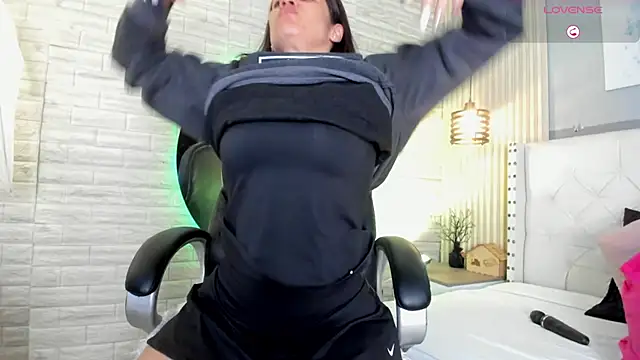 sussy  stone online show from 04-06-26, 11:55