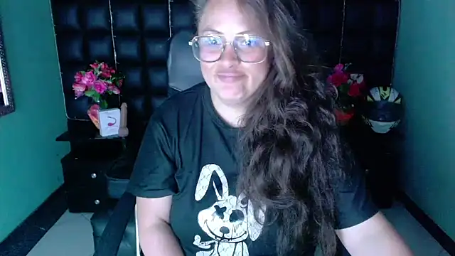 SaraThomso online show from 01-21-25, 02:33