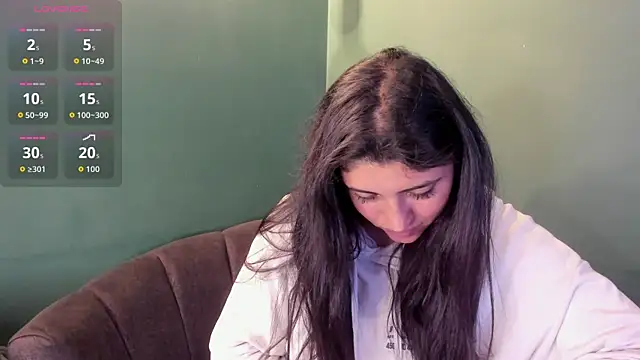 Danna 777  online show from 10-24-25, 04:53