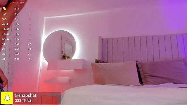 Shelynna azzul online show from 09-14-25, 07:46