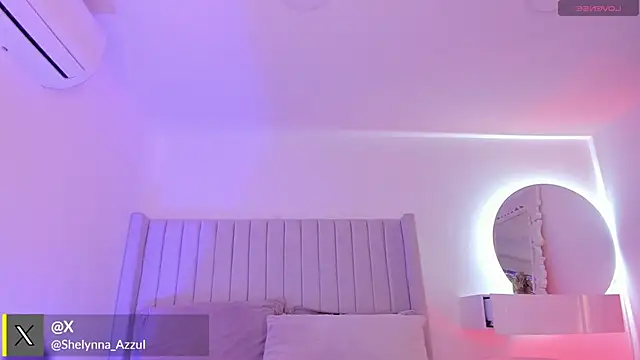 Shelynna azzul online show from 09-29-25, 08:02