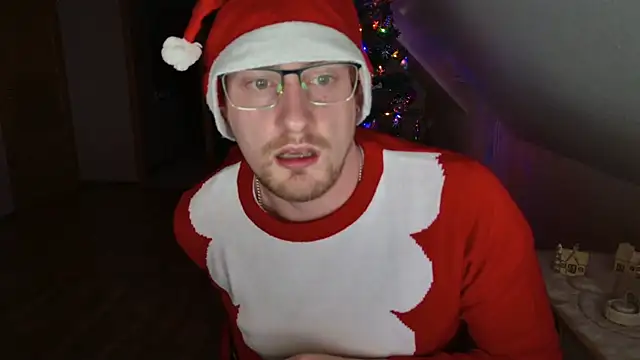 Snapshot of Relsxboy chatting on 12-17-24, 05:04 Relsxboy online show from 12-17-24, 05:04