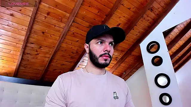 Tom Bailey online show from 11-28-25, 12:41