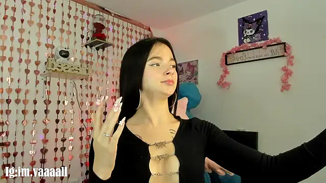 lucyy tay online show from 11-06-25, 06:53