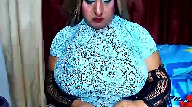 Snapshot of alessia_hot69 chatting on 03-22-25, 06:14 alessia hot69 online show from 03-22-25, 06:14
