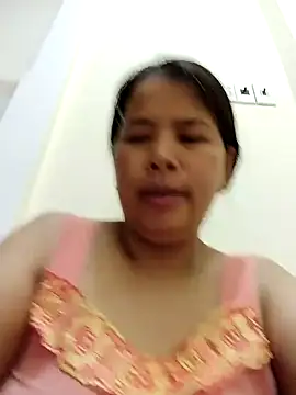 Snapshot of Lanyingxin18 chatting on 02-15-25, 12:26 Lanyingxin18 online show from 02-15-25, 12:26