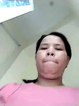 Snapshot of Lanyingxin18 chatting on 03-18-25, 10:14 Lanyingxin18 online show from 03-18-25, 10:14