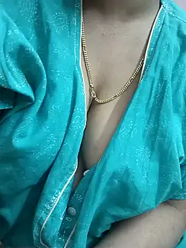 cuteyqueen online show from 12-20-24, 01:11