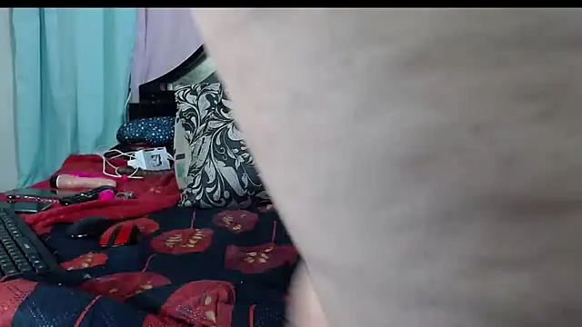 Karina Molina online show from 02-11-25, 09:03