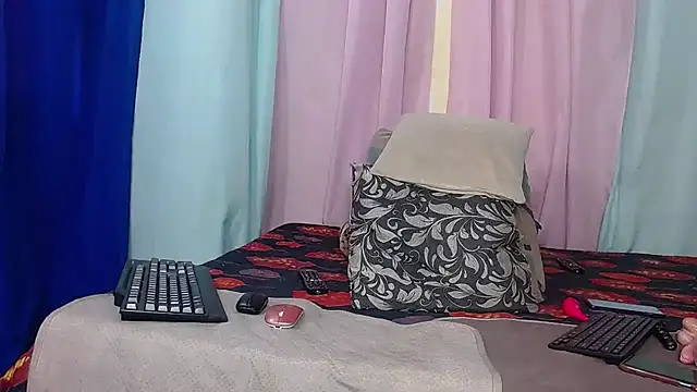 Karina Molina online show from 07-11-26, 06:43