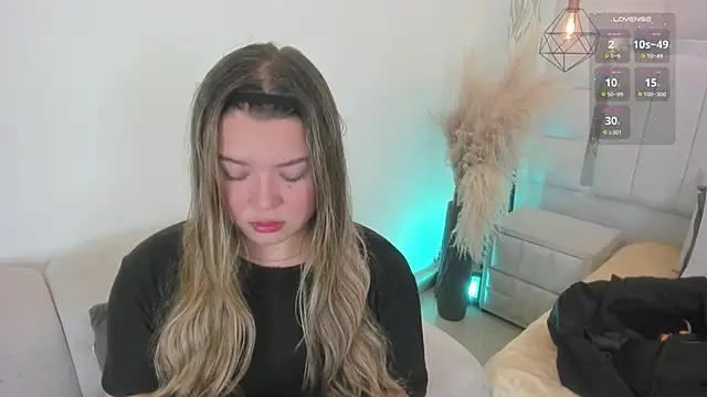 1m dalhia online show from 04-08-26, 08:42