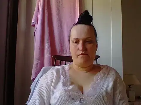  squirty cum lady  online show from 03-09-25, 12:09