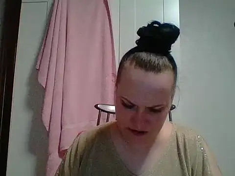  squirty cum lady  online show from 03-22-25, 05:41