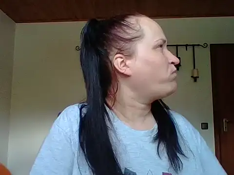  squirty cum lady  online show from 09-13-25, 10:26