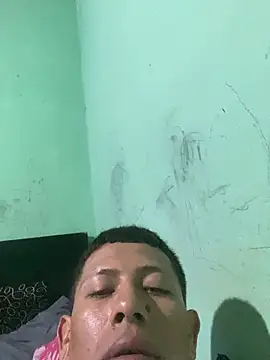 Snapshot of nowex18 chatting on 10-08-25, 02:42 nowex18 online show from 10-08-25, 02:42