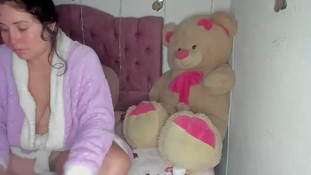 Dana Jeins online show from 04-14-26, 01:17