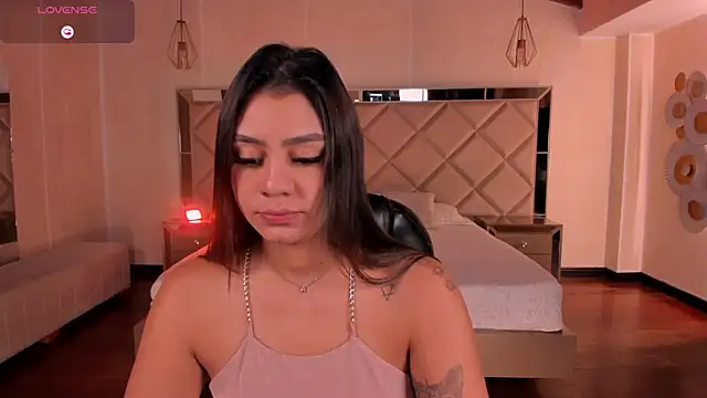 AllyJensen online show from 04-22-26, 10:39