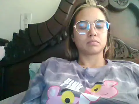 Snapshot of trianabell chatting on 01-04-25, 05:26 trianabell online show from 01-04-25, 05:26