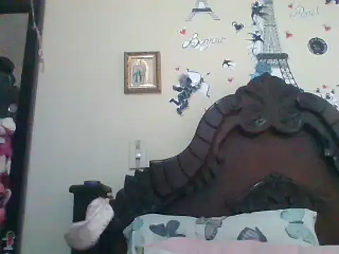Snapshot of trianabell chatting on 03-12-25, 10:39 trianabell online show from 03-12-25, 10:39