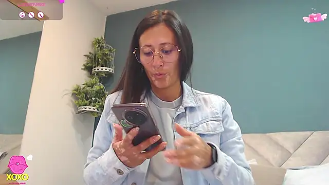 SharisWillian online show from 03-21-26, 03:44