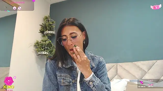 SharisWillian online show from 05-02-26, 04:50