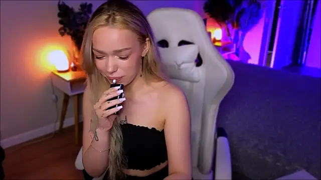 Lily Yin online show from 04-03-26, 06:00