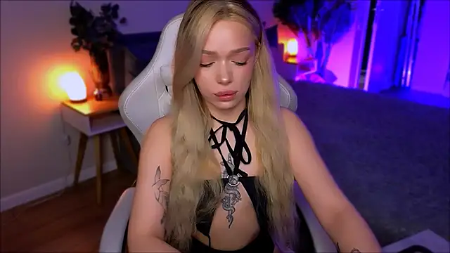 Lily Yin online show from 04-05-26, 06:10