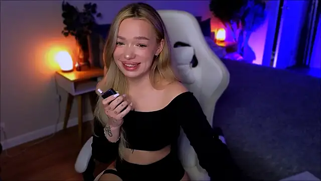 Lily Yin online show from 04-22-26, 05:43