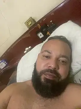 Snapshot of baruel-10 chatting on 03-06-25, 02:09 baruel-10 online show from 03-06-25, 02:09