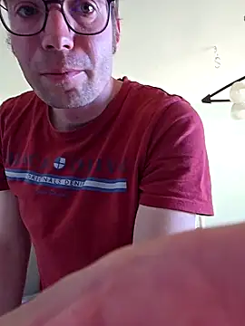 Snapshot of Schnubby1 chatting on 04-28-26, 12:54 Schnubby1 online show from 04-28-26, 12:54