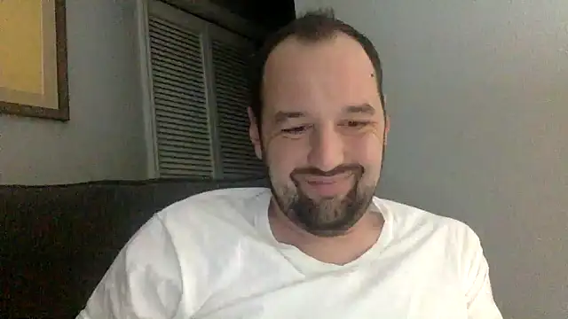 Snapshot of Kink_Master_Daddy chatting on 04-28-26, 10:31 Kink Master Daddy online show from 04-28-26, 10:31