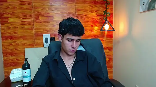 Bastiaan 28 online show from 01-08-25, 07:03