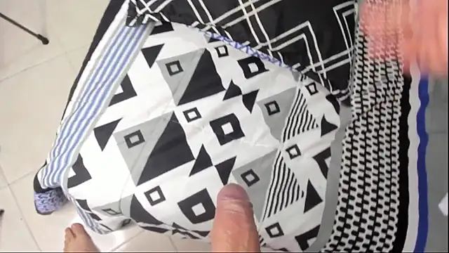 Valentine petite1 online show from 09-23-25, 03:37