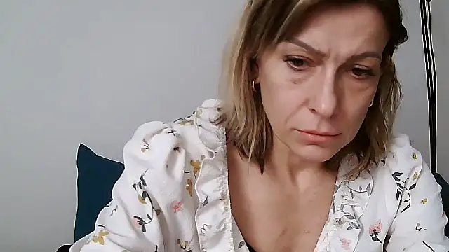 anechka1 online show from 03-03-26, 08:37