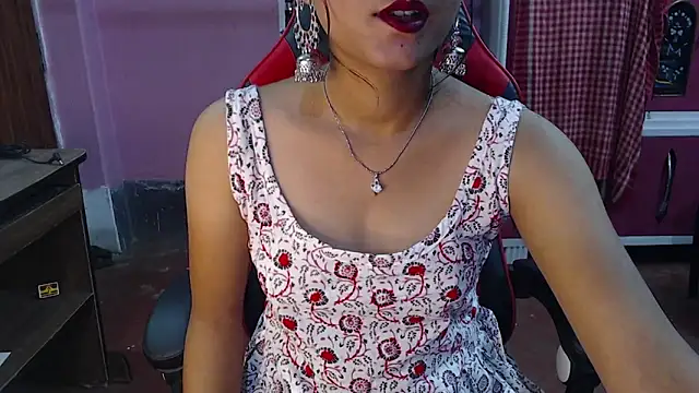 Snapshot of Angel_Alison_ chatting on 12-21-24, 06:12 Angel Alison  online show from 12-21-24, 06:12